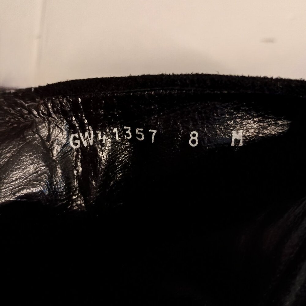 Stuart Weitzman Black Suede Booties Women’s Size 8 - Picture 4 of 14